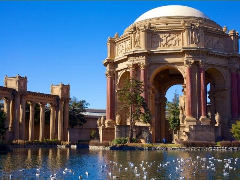 Fancy Roman-esque architecture on a lake at the Palace of Fine Arts in San Francisco