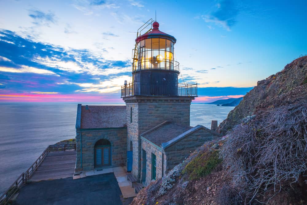 18 Incredible California Lighthouses 6 You Can Stay The Night In   Shutterstock 297913082 