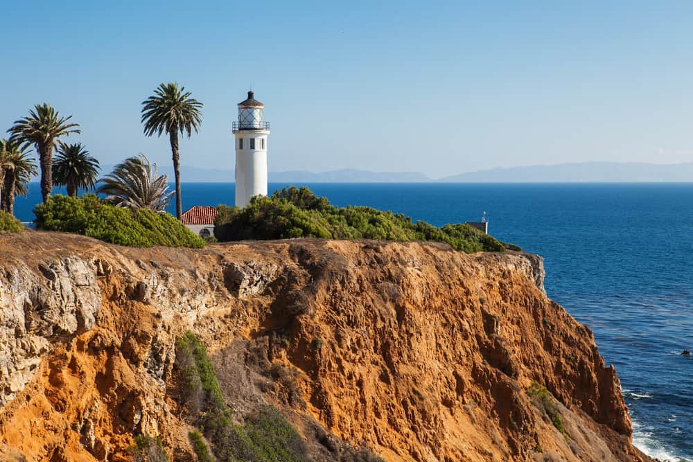 18 Incredible California Lighthouses 6 You Can Stay The Night In   Shutterstock 325974416 