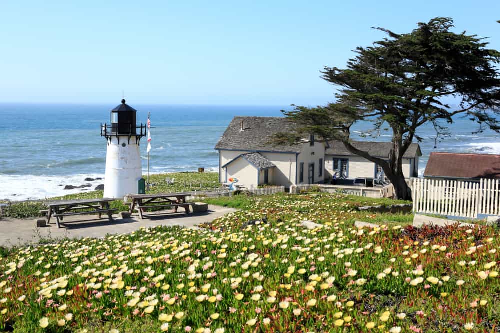 18 Incredible California Lighthouses 6 You Can Stay The Night In   Shutterstock 766691701 