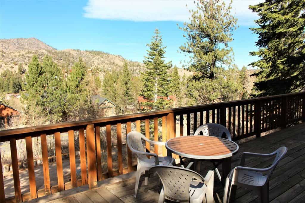 June Lake Airbnb: 7 Cutest June Lake Cabins & Getaways - California ...