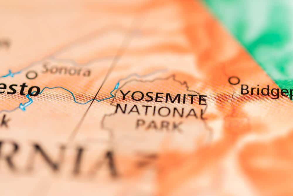 Yosemite map that shows where in the state of California the park is.