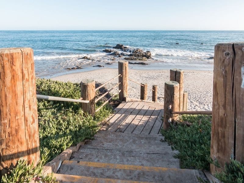 the stairs leading down to the beach at carpinteria