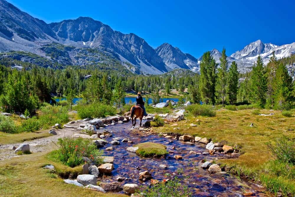 the mosquito flats trailhead in the little lakes basin