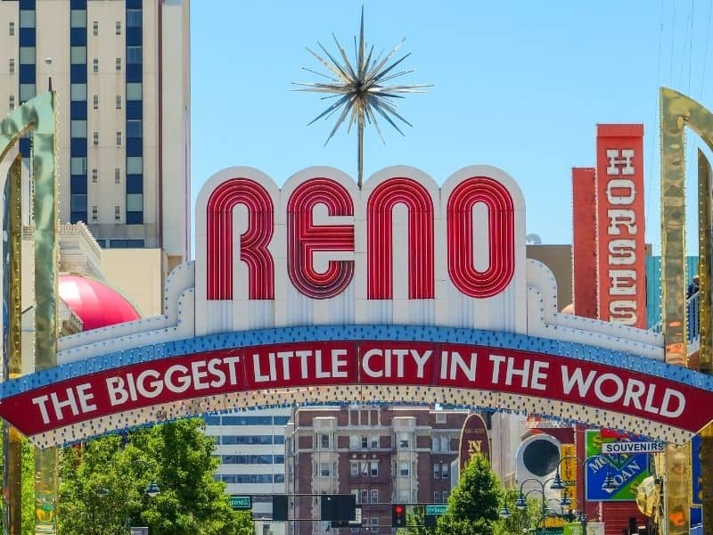 sign for reno nevada that says 'the biggest little city in the world'